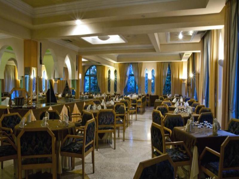 Chems Le Tazarkount Hotel Afourer Bagian luar foto